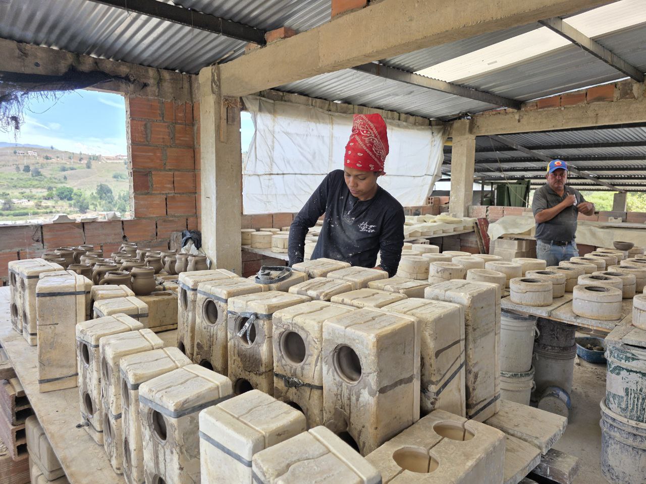 Familia protegida en casa